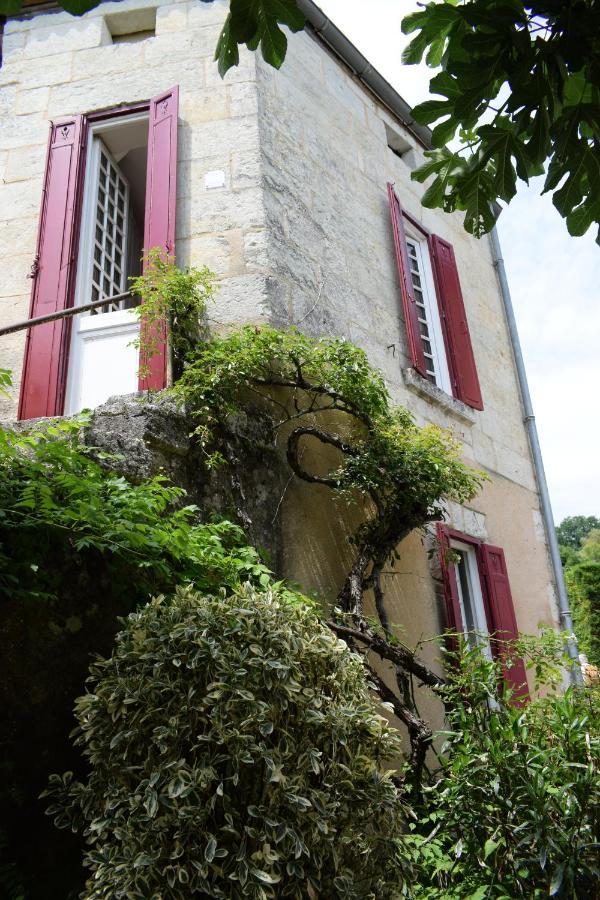 La Maison Du Tourniquet Aubeterre sur Dronne Bagian luar foto