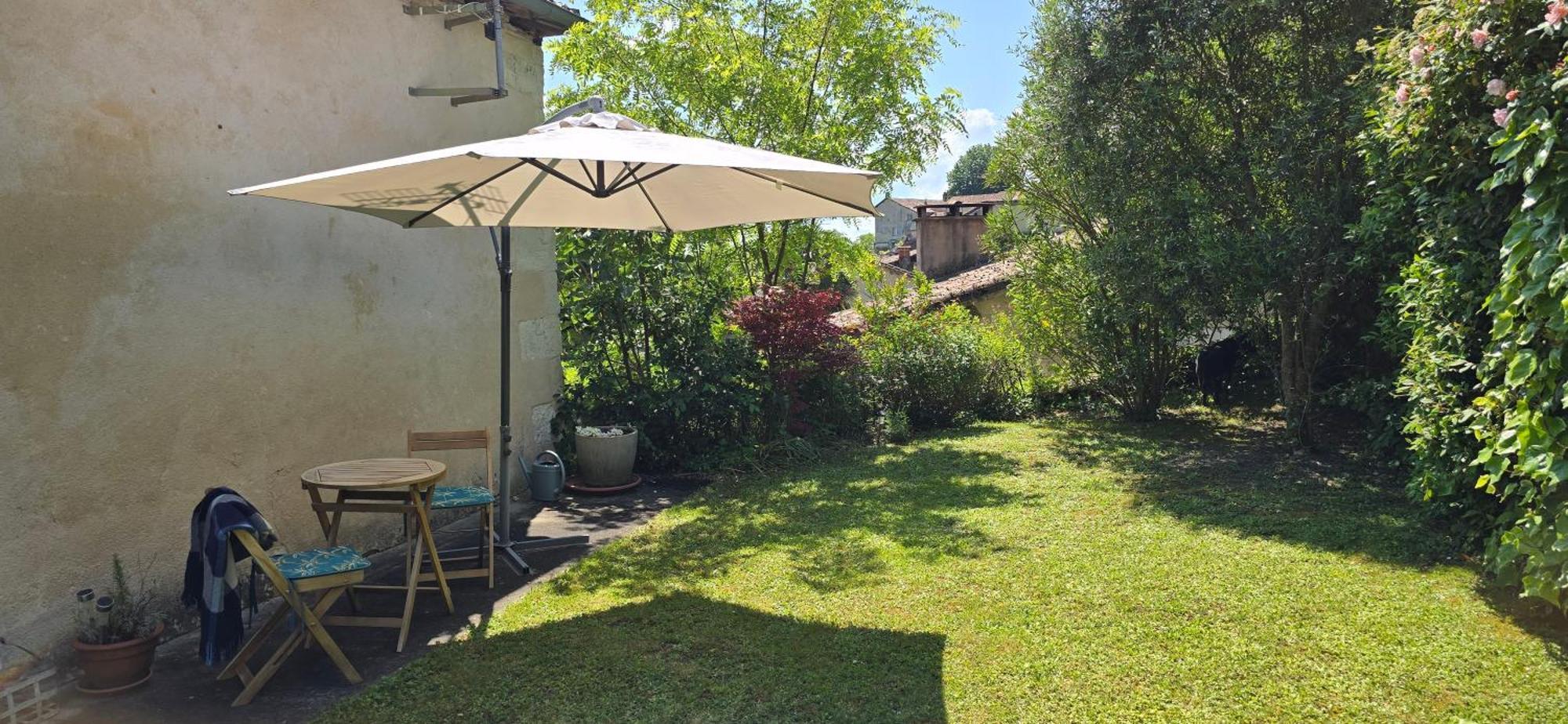 La Maison Du Tourniquet Aubeterre sur Dronne Bagian luar foto